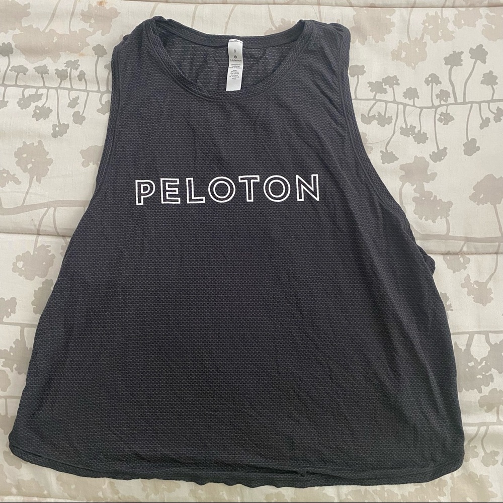 peloton lululemon fast as light mesh tank / size 8